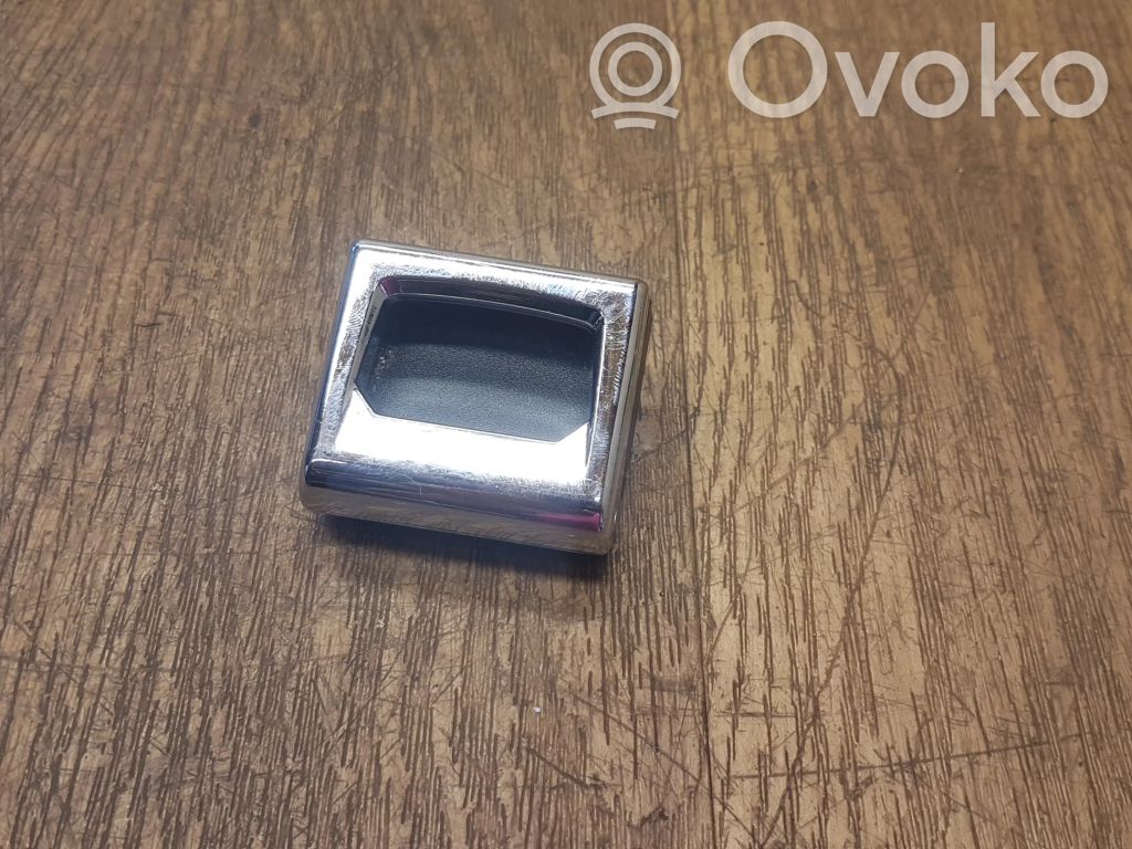 Audi Q5 SQ5 FY Tie down hook / loop 