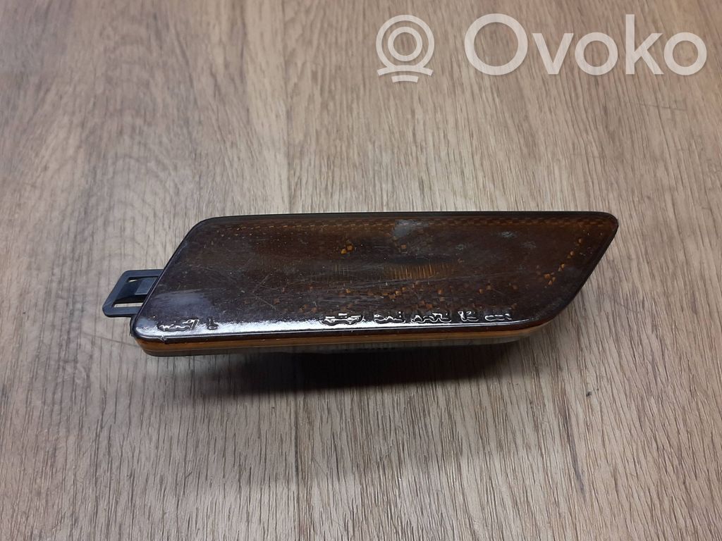Porsche Macan (95B) Front reflector 
