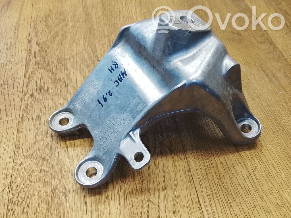 Porsche Macan (95B) Engine mounting bracket 