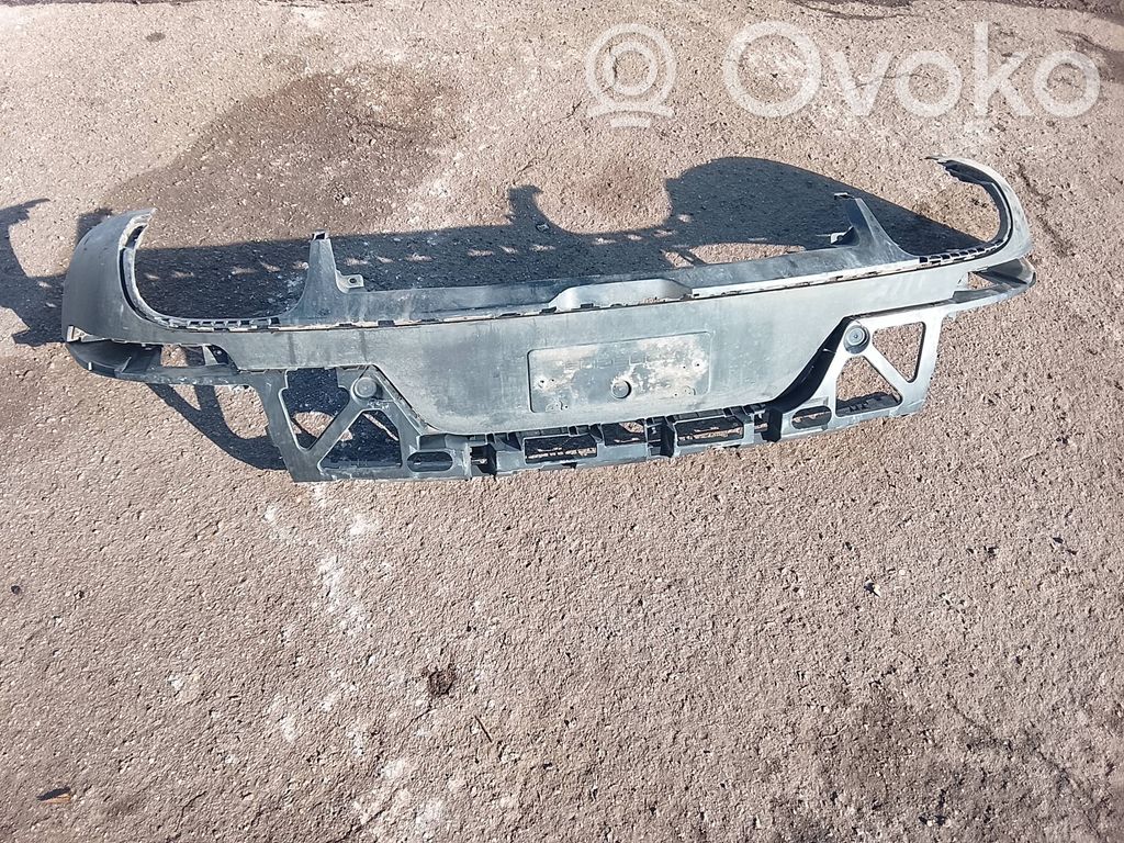 Porsche Macan (95B) Moldura inferior del parachoques trasero 