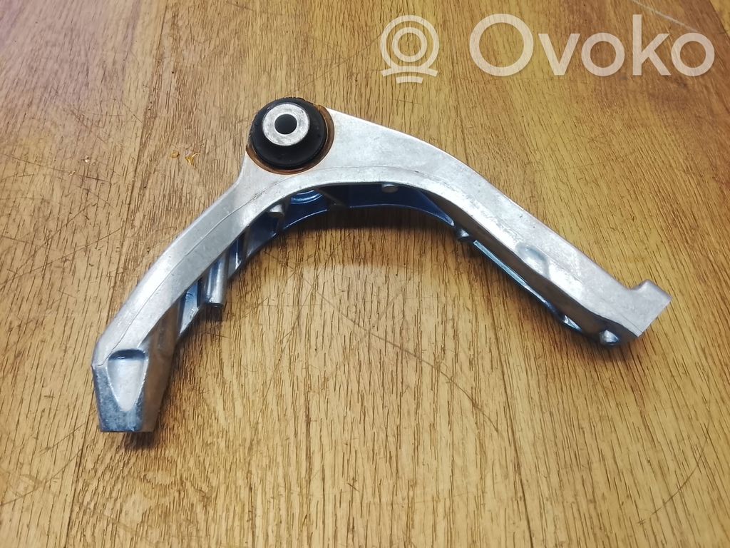 Porsche Macan (95B) Engine mounting bracket 