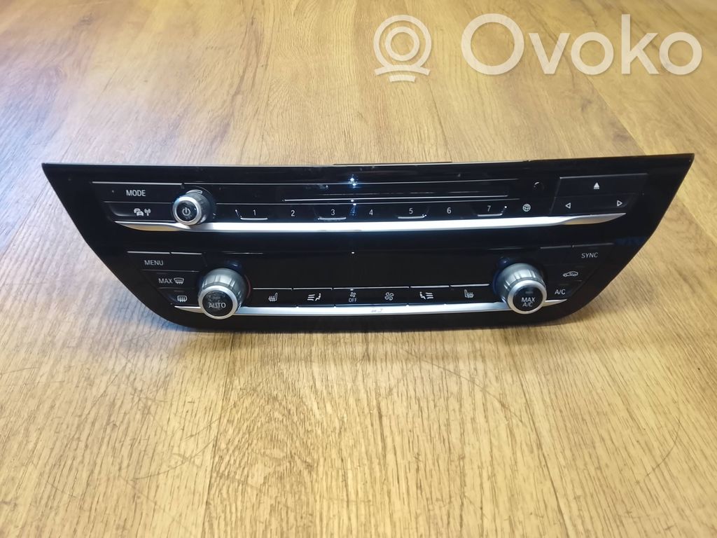 BMW X3 G01 Climate control unit 
