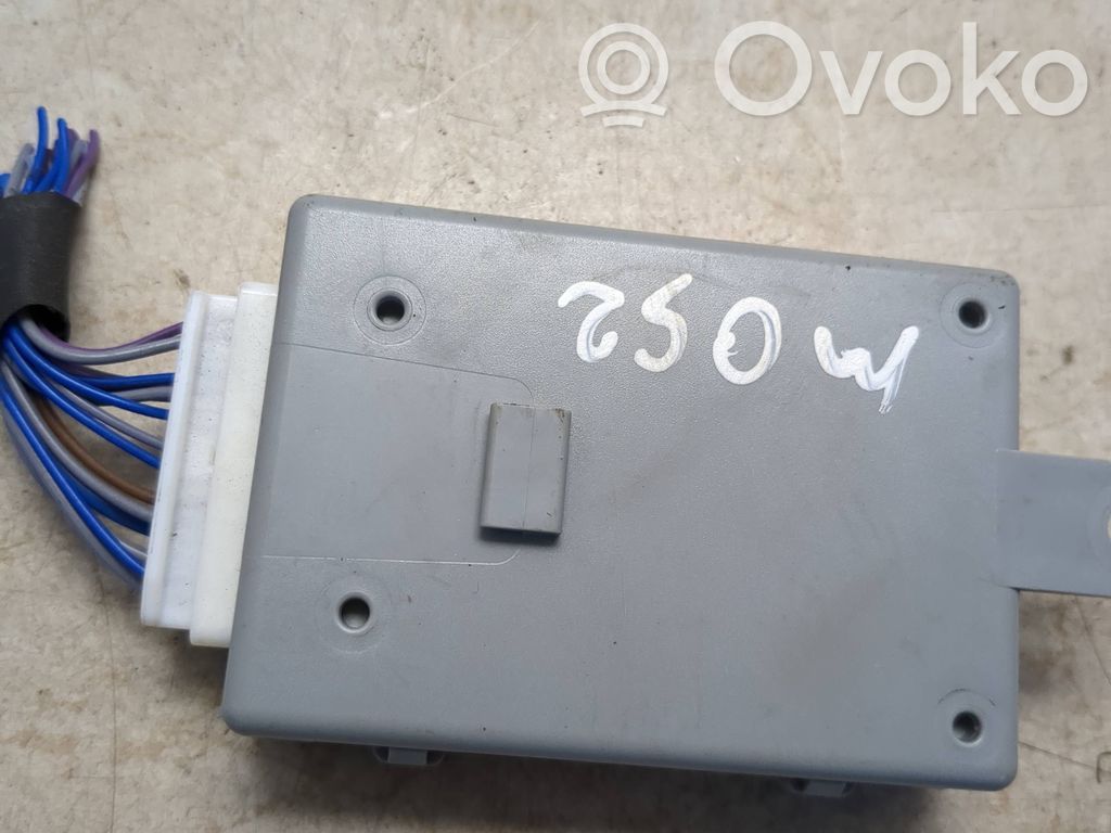 Citroen C4 II Picasso Seat control module 