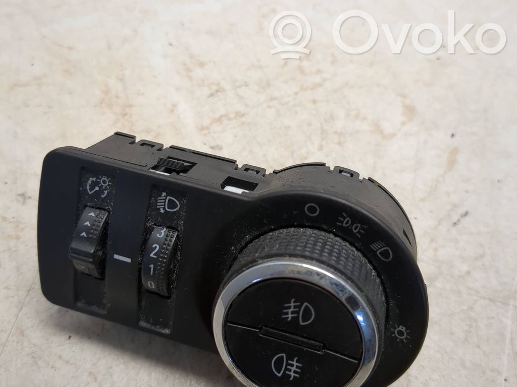 Opel Karl Light switch 