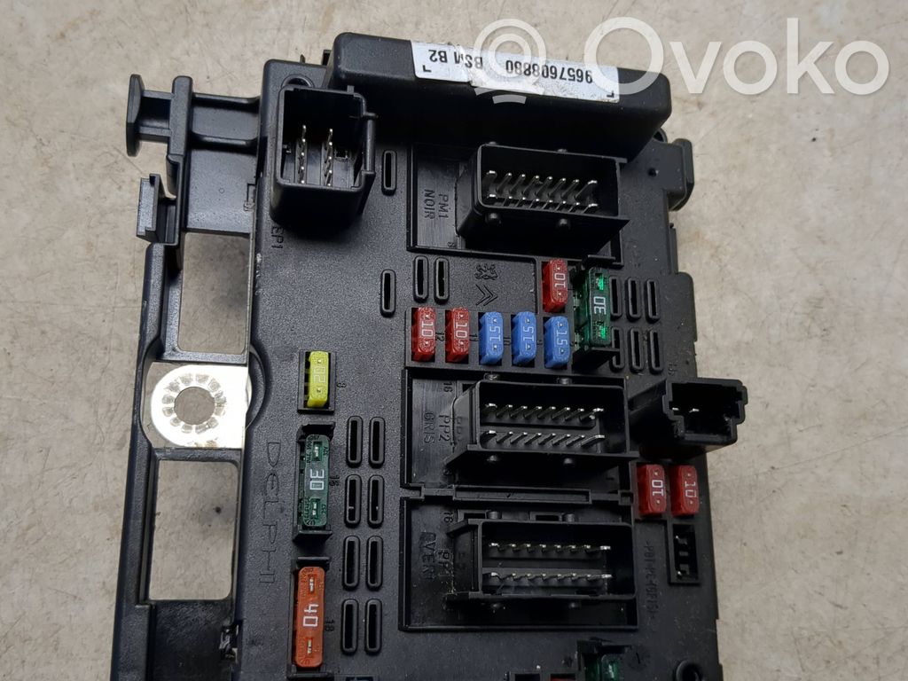 Renault Megane I Fuse module 