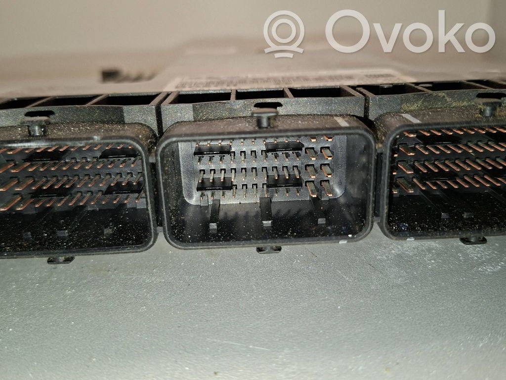 Land Rover Freelander 2 - LR2 Engine control unit/module 