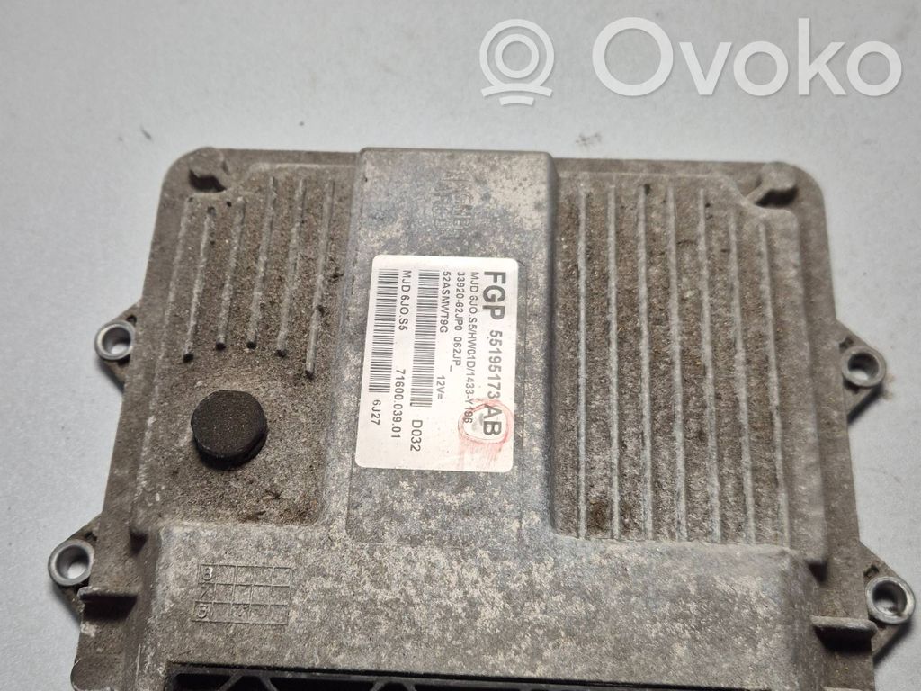 Suzuki Swift I Engine control unit/module 