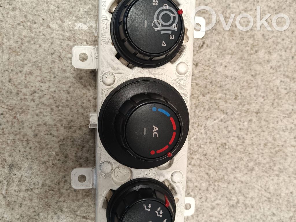 Renault Master III Climate control unit 