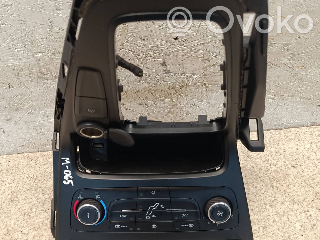 Ford Focus Climate control unit 