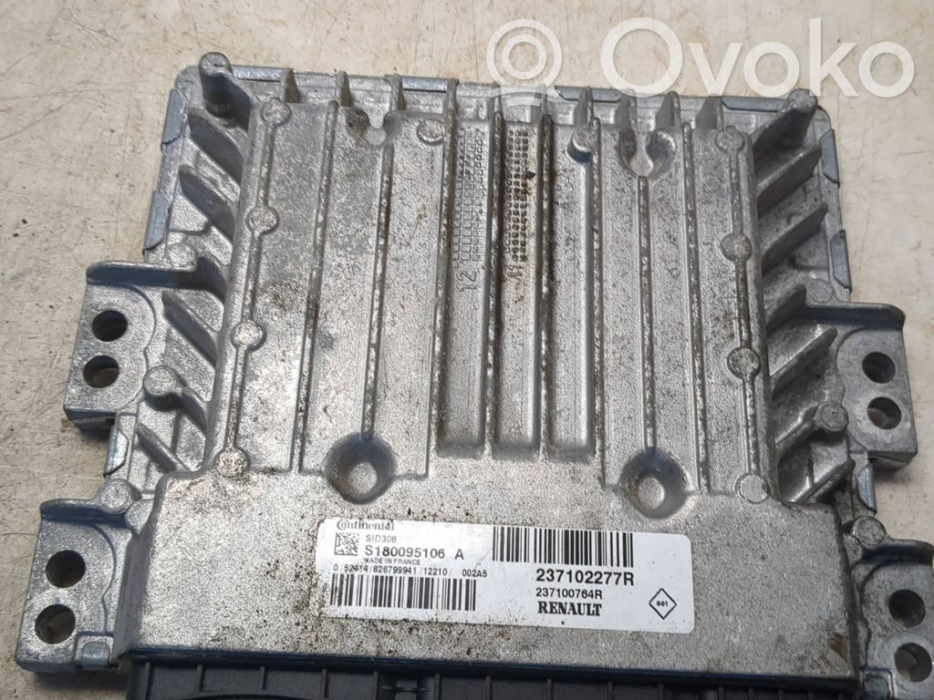 Dacia Duster Engine control unit/module 