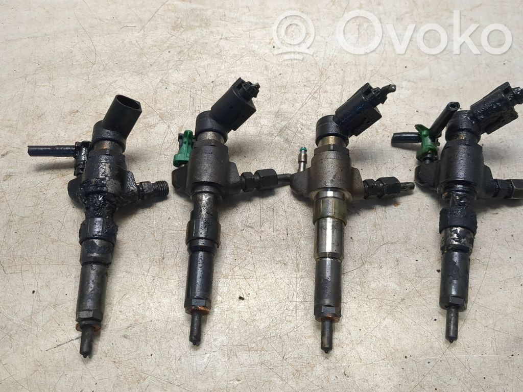Citroen C4 I Juego de inyectores de combustible 