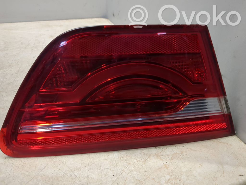 Jaguar XE Lampy tylnej klapy bagażnika 