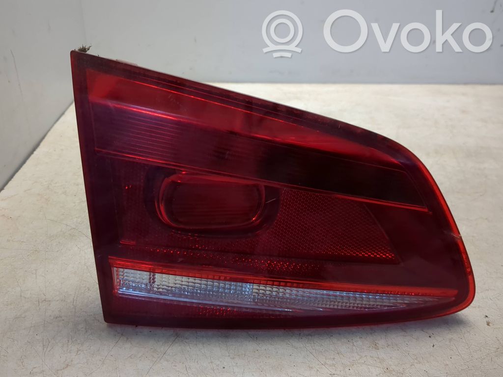 Volkswagen PASSAT B7 Takavalot 
