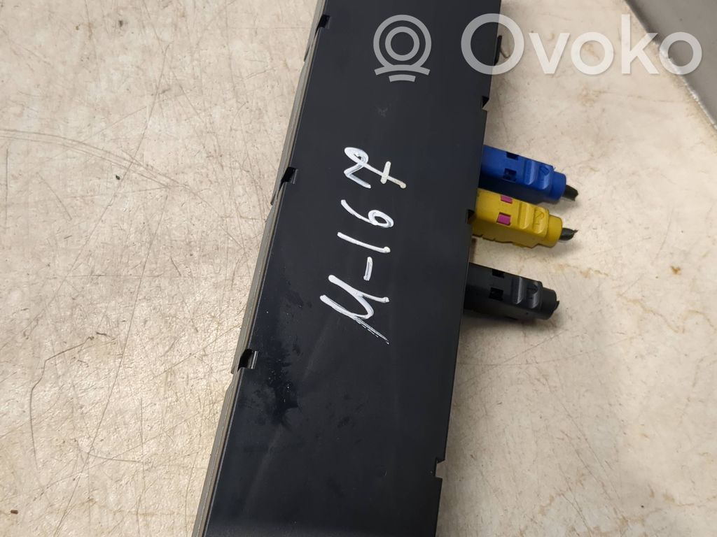 BMW Z4 E85 E86 Antenas pastiprinātājs 