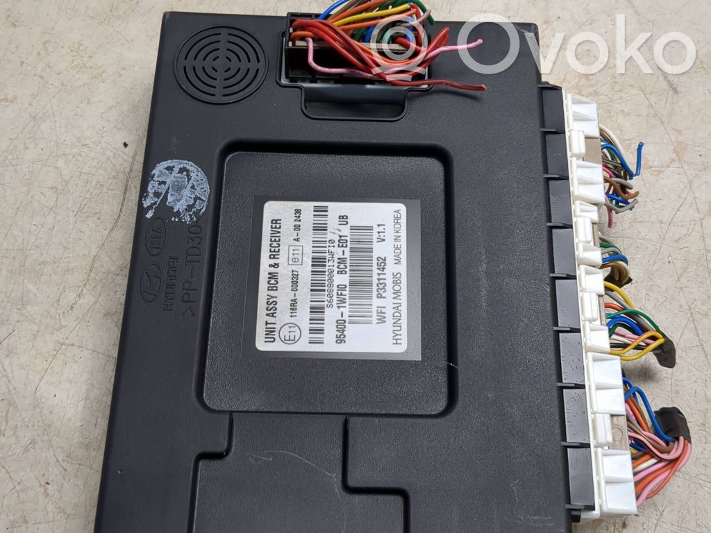 KIA Rio Comfort/convenience module 