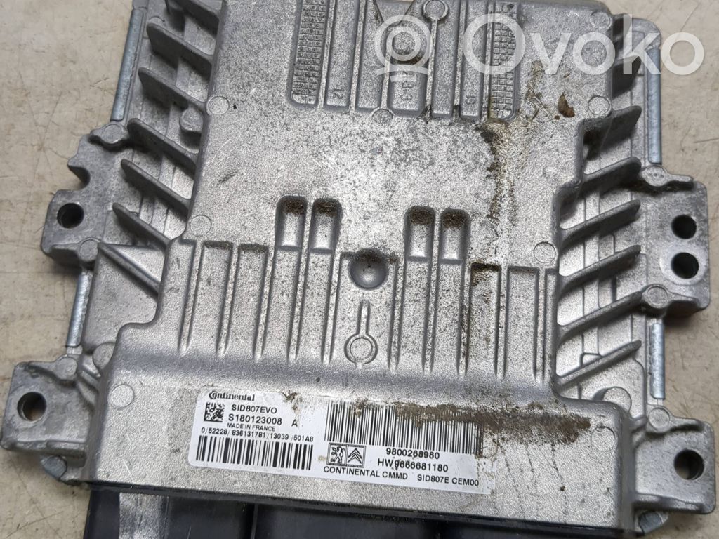 Engine control unit/module   S180123008A,9800268980