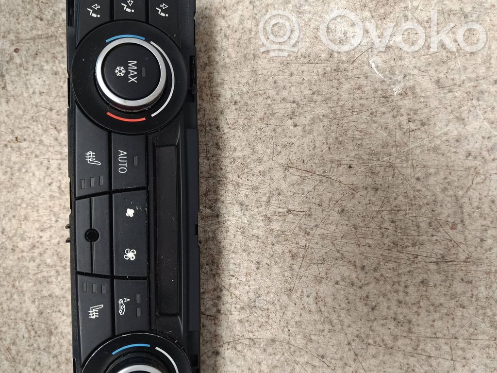 BMW X1 E84 Climate control unit 