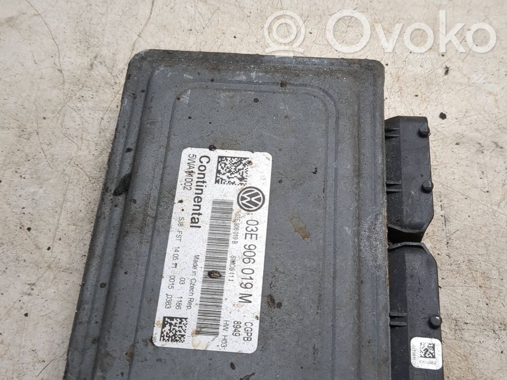 Volkswagen Polo V 6R Engine control unit/module 