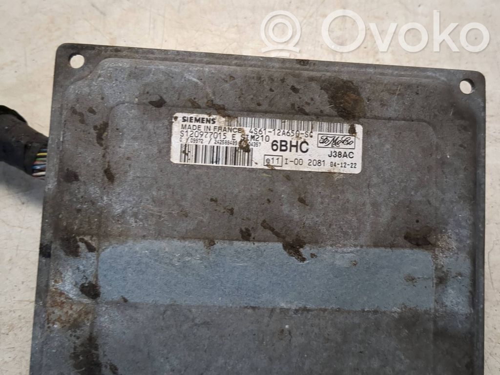 Ford Fiesta Engine control unit/module 
