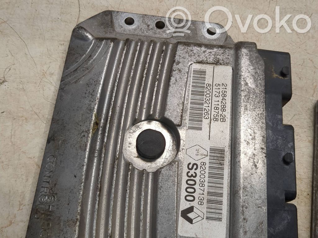 Engine control unit/module   215842882B,8200321263,8200387138