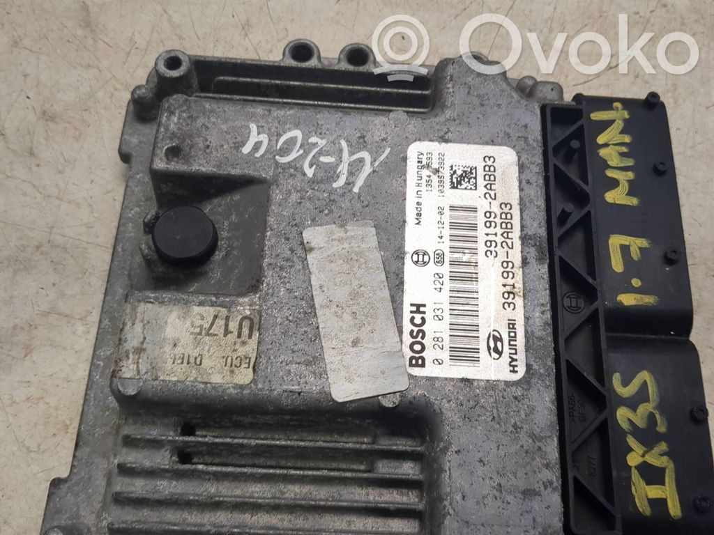 Hyundai ix35 Engine control unit/module 