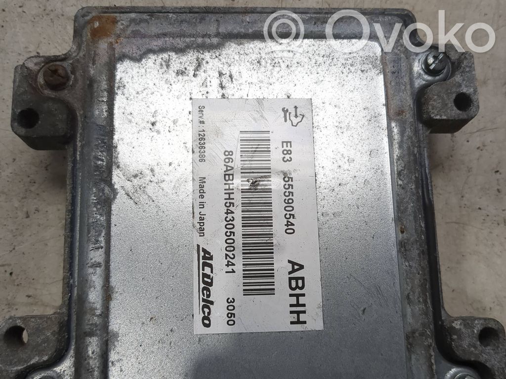 Opel Meriva B Engine control unit/module 