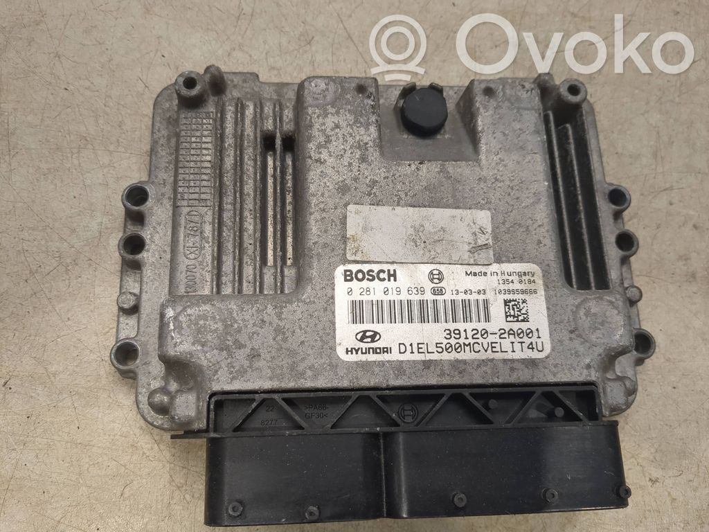Hyundai ix35 Engine control unit/module 