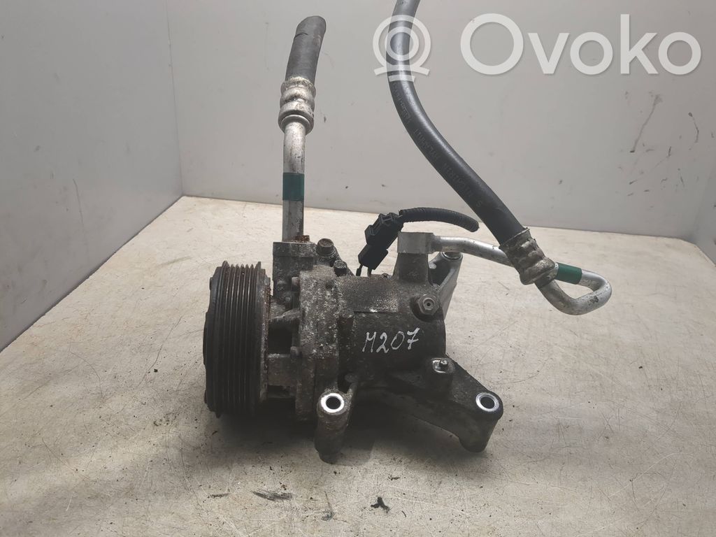 Mazda CX-3 Ilmastointilaitteen kompressorin pumppu (A/C) 