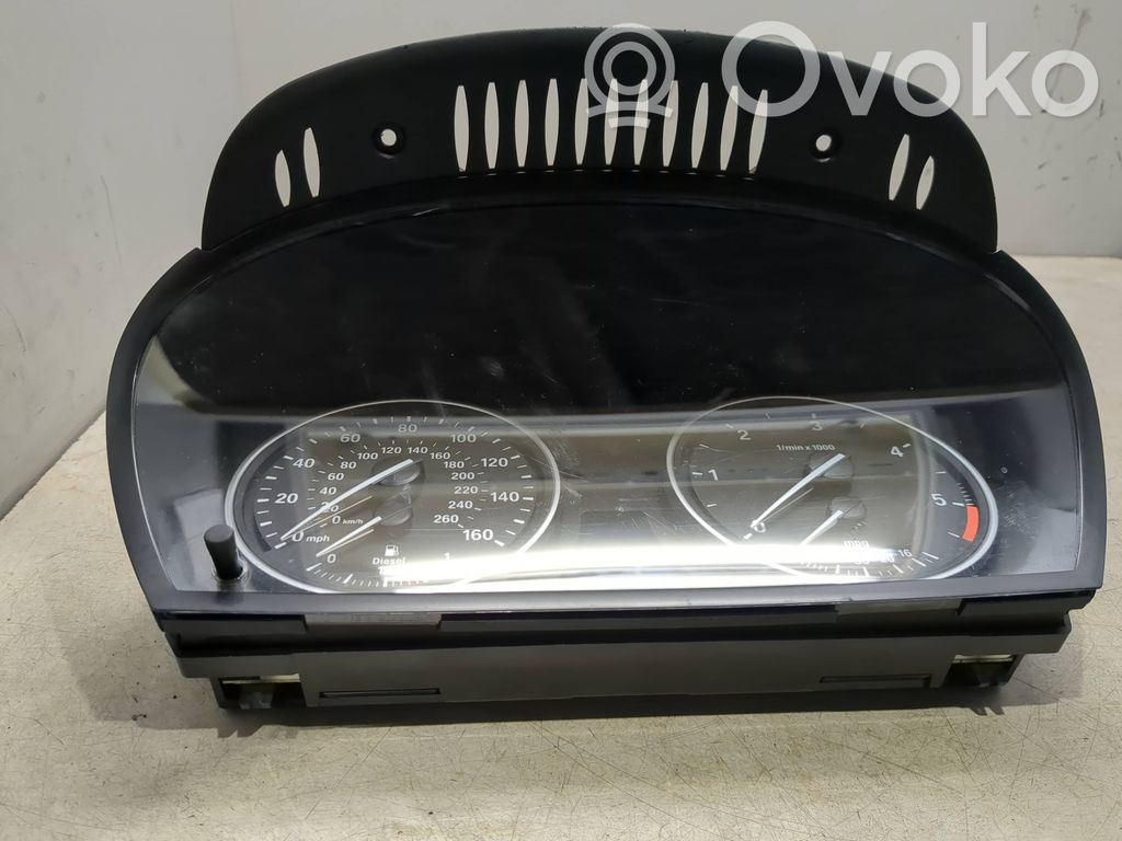 BMW X5 E70 Speedometer (instrument cluster) 