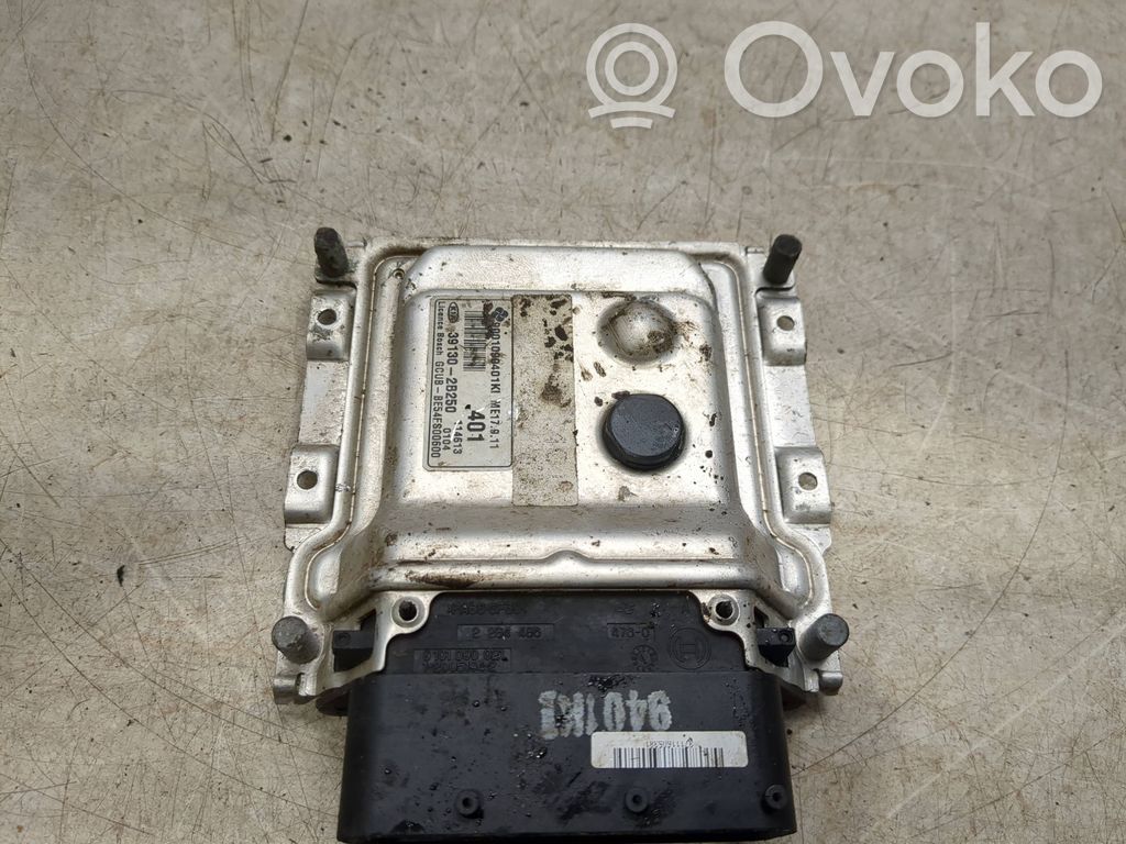 Hyundai i30 Engine control unit/module 