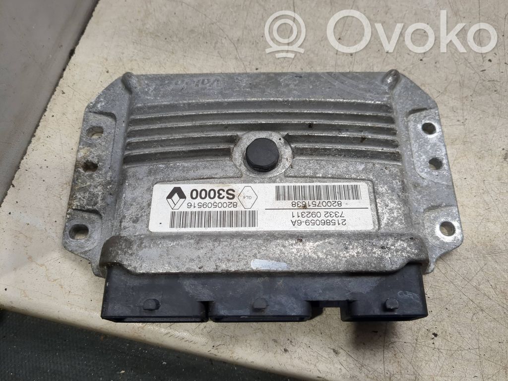Renault Megane II Engine control unit/module 
