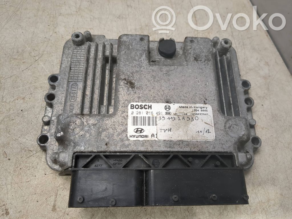 Hyundai i30 Engine control unit/module 