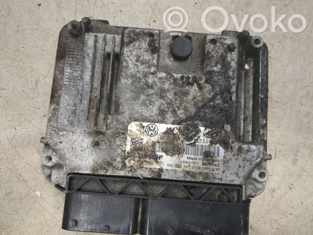 Volkswagen Golf VI Engine control unit/module 