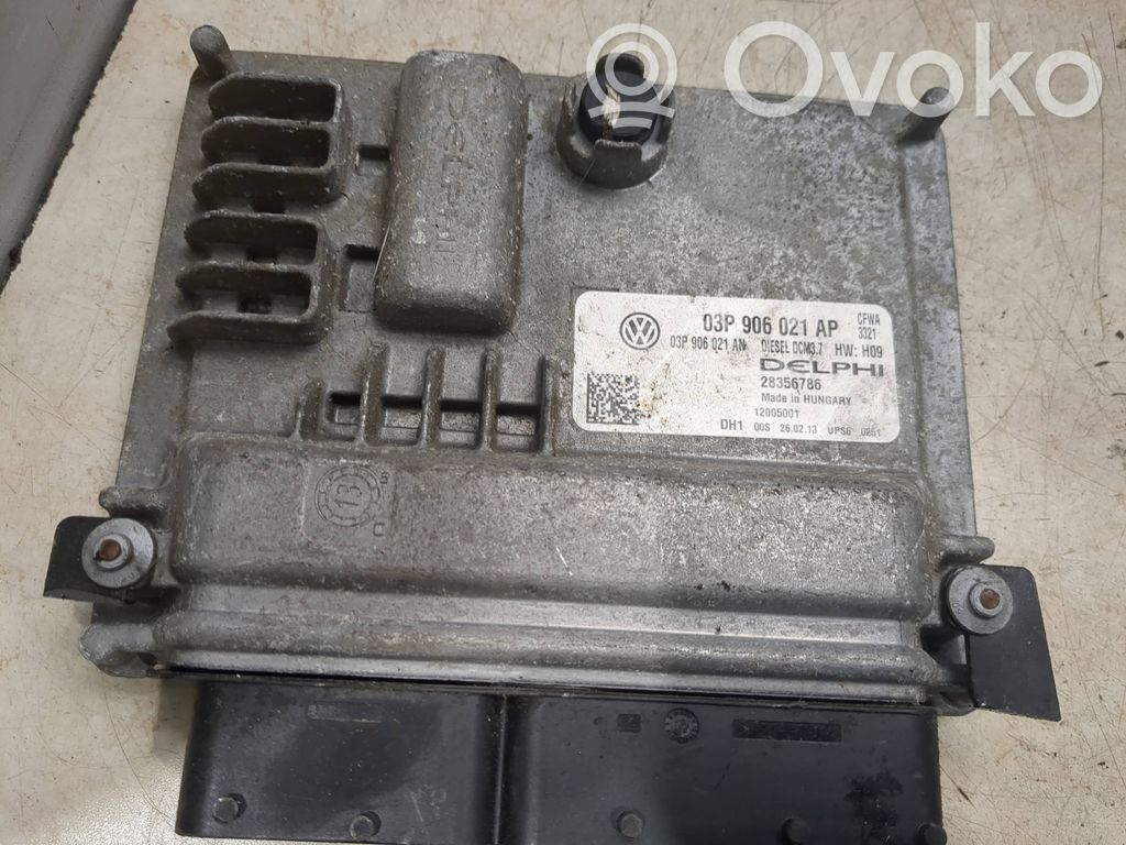 Skoda Fabia Mk2 (5J) Engine control unit/module 