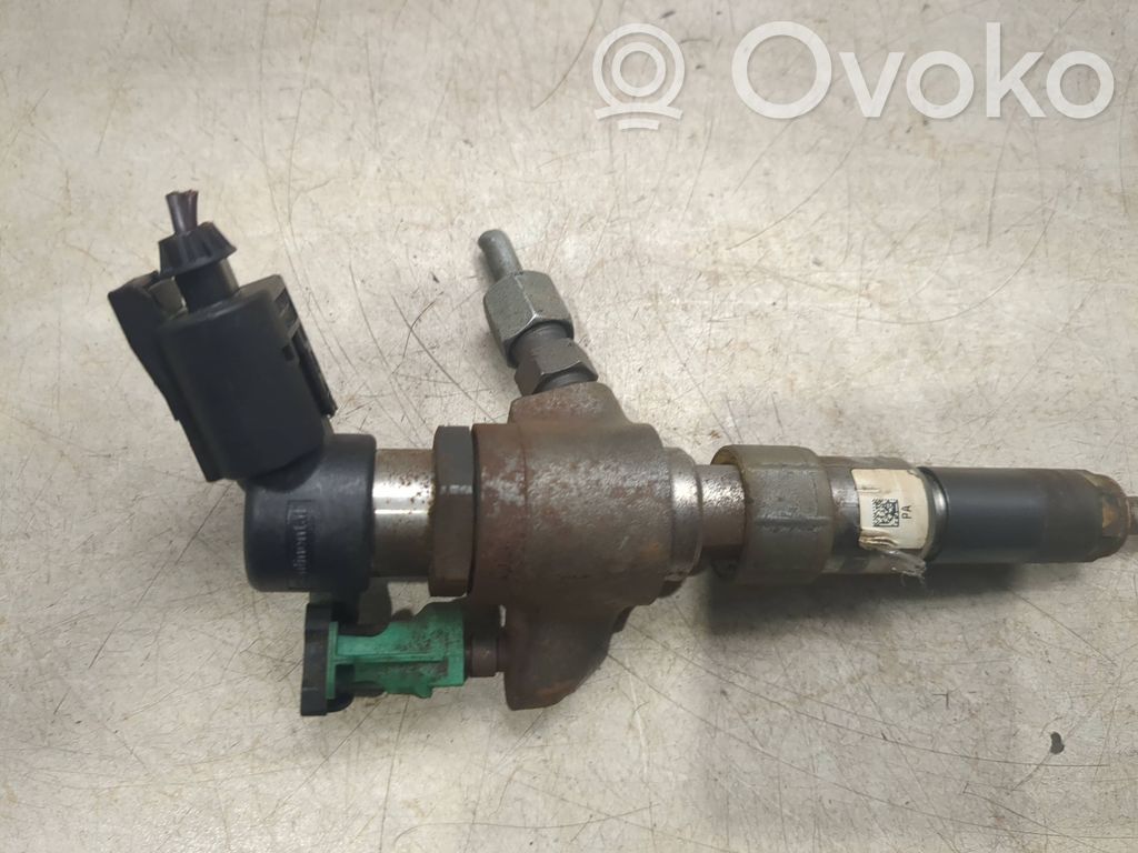 Inyector de combustible   AV6Q9F593AD