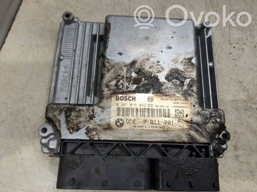BMW 1 E82 E88 Engine control unit/module 
