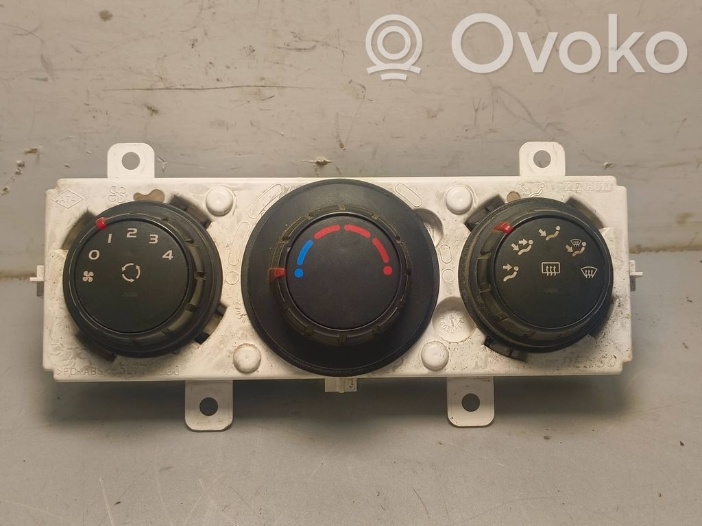 Nissan NV400 Climate control unit 