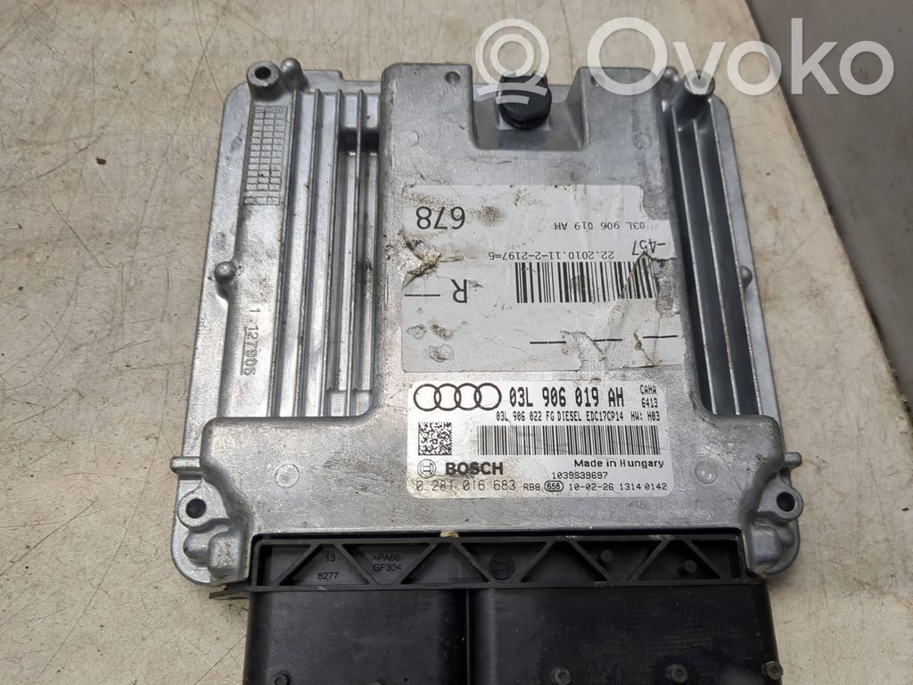 Audi A4 S4 B8 8K Engine control unit/module 