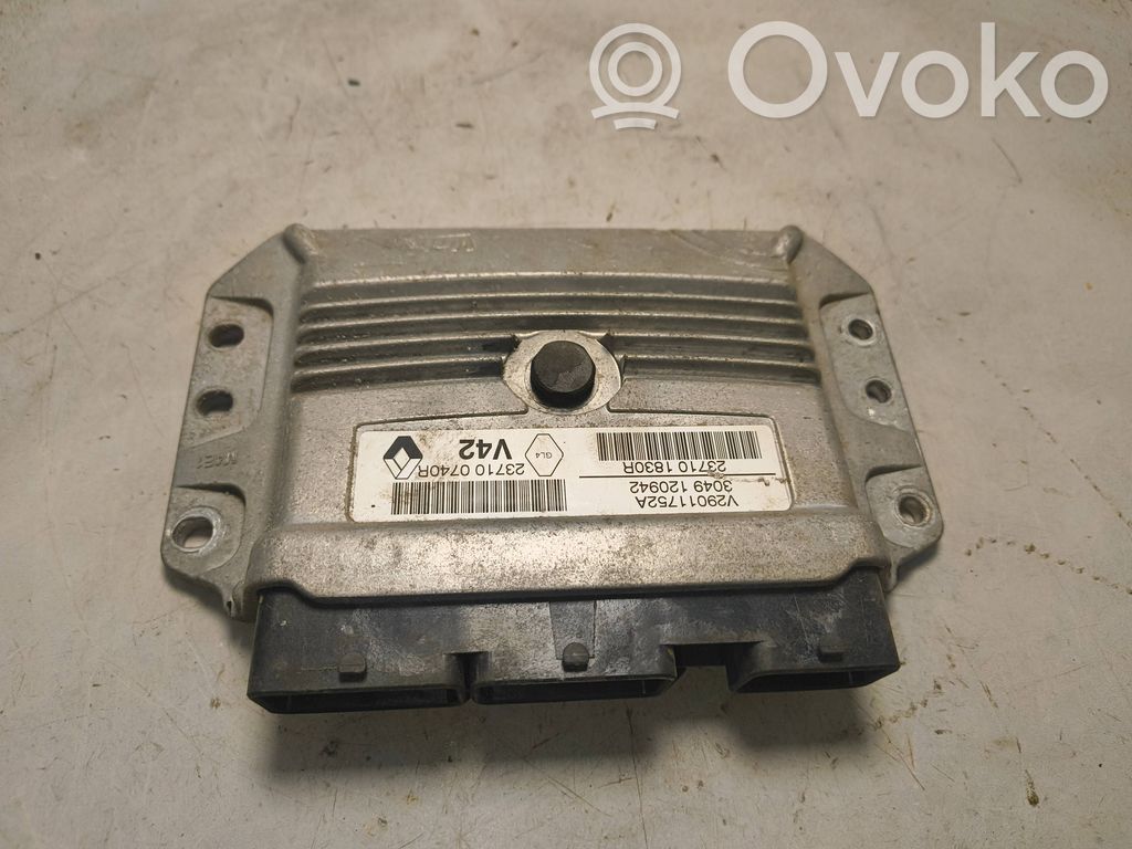 Dacia Duster Engine control unit/module 