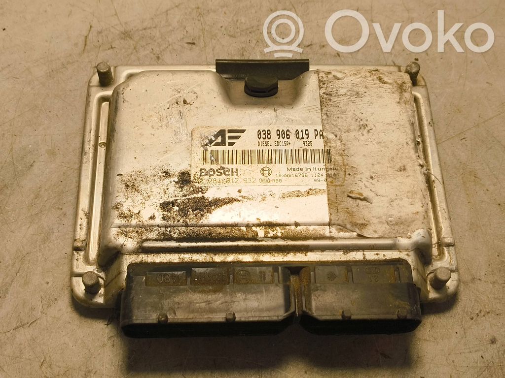 Volkswagen Sharan Engine control unit/module 