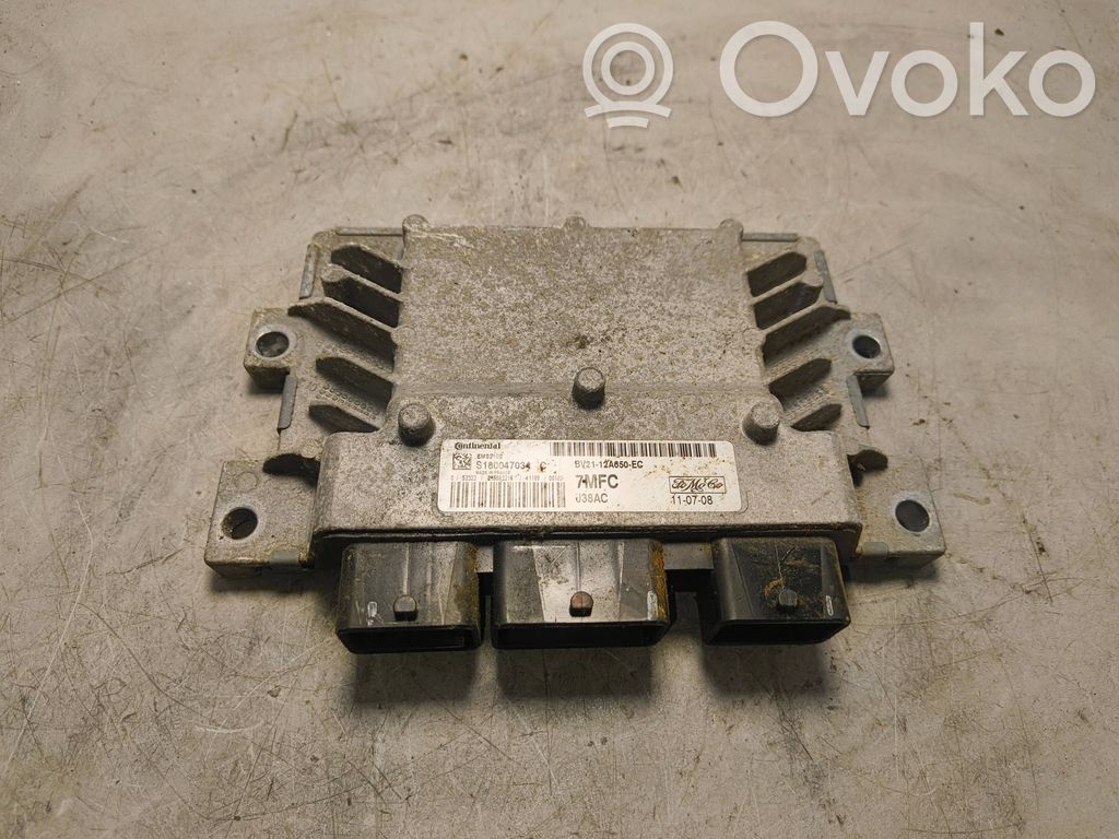 Ford Fiesta Engine control unit/module 
