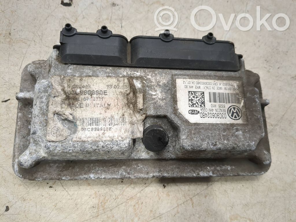 Volkswagen Golf VI Engine control unit/module 