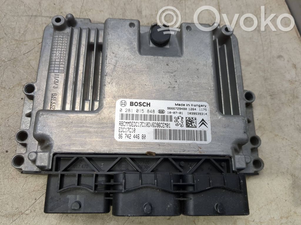 Citroen DS3 Engine control unit/module 