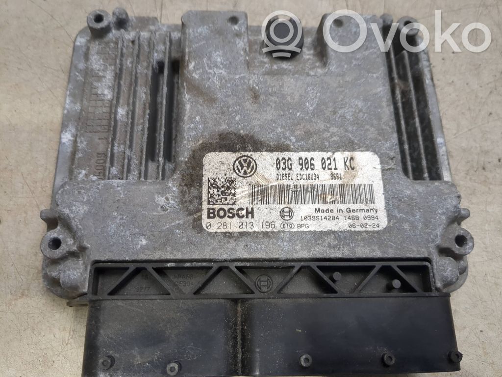 Volkswagen PASSAT B7 Sterownik / Moduł ECU 