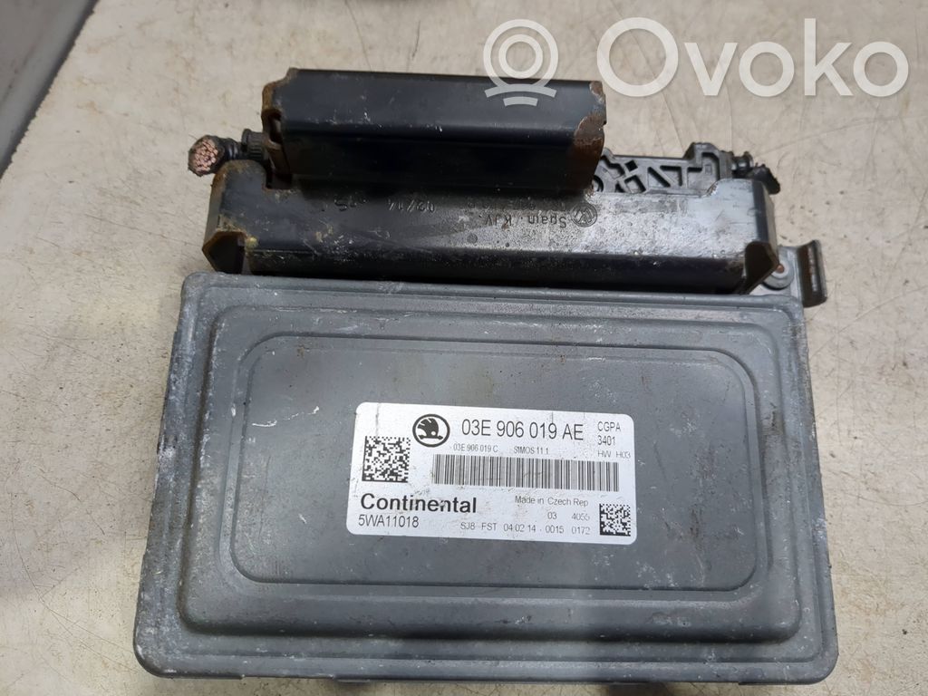 Skoda Fabia Mk2 (5J) Engine control unit/module 
