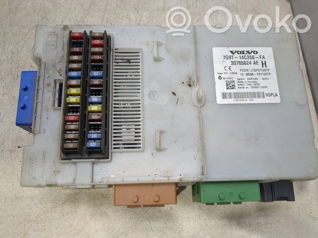 Volvo XC60 Fuse module 
