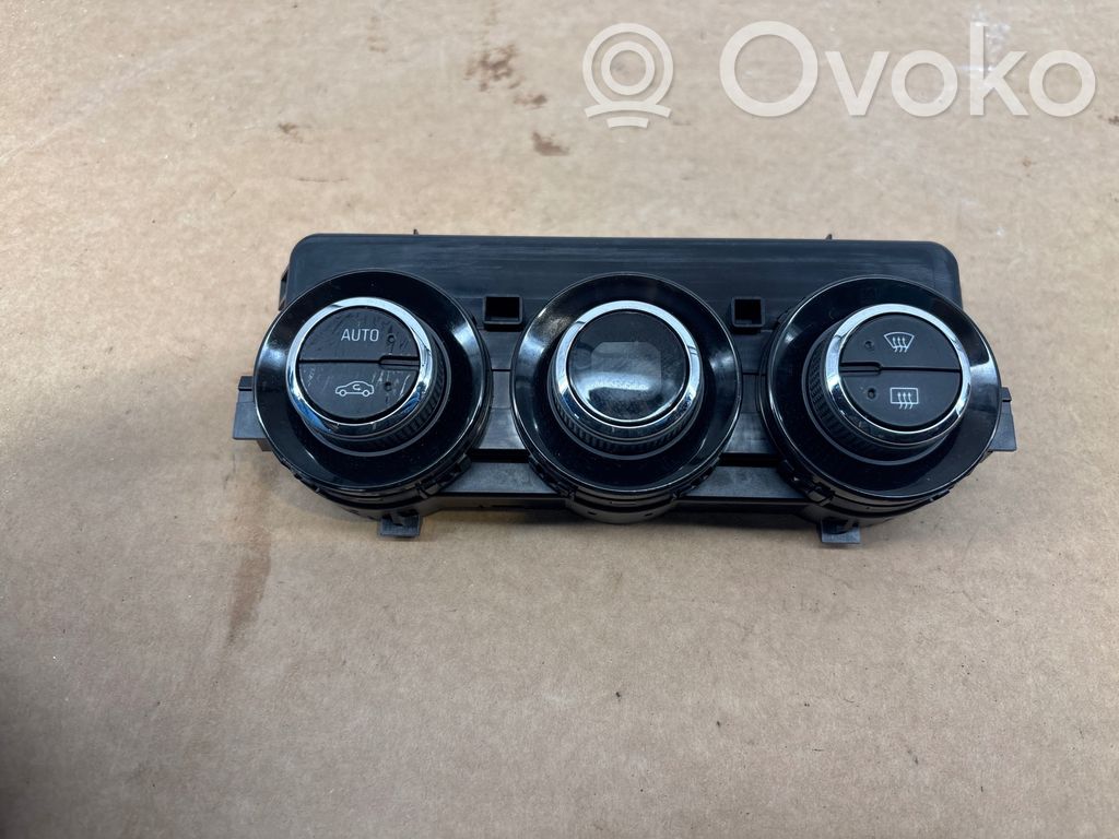 Opel Adam Climate control unit 