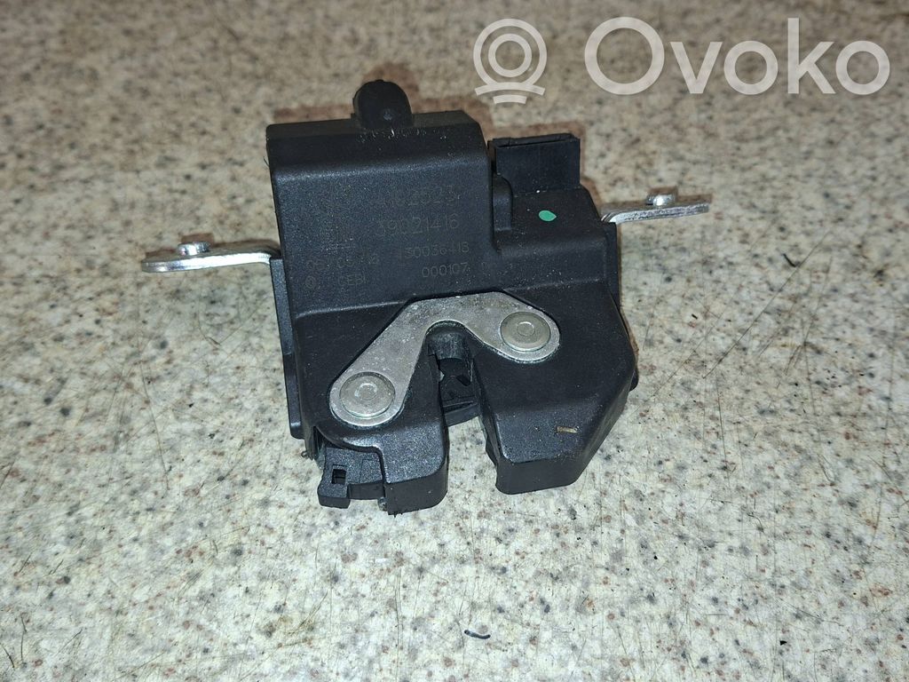 Opel Corsa E Tailgate/trunk/boot lock/catch/latch 