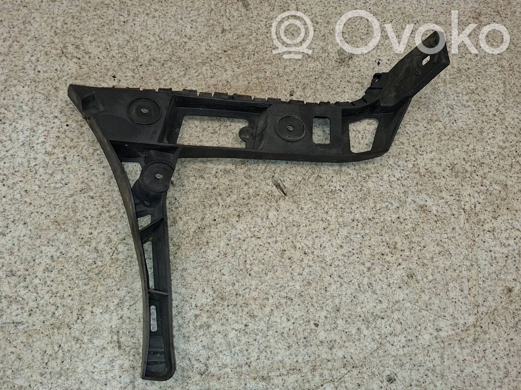 Volkswagen Touran II Uchwyt / Mocowanie zderzaka tylnego 