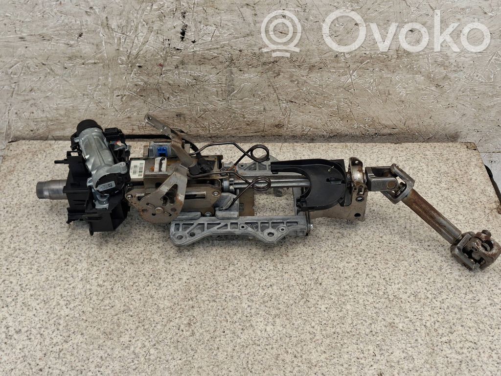 Audi A3 S3 8P Steering wheel axle 